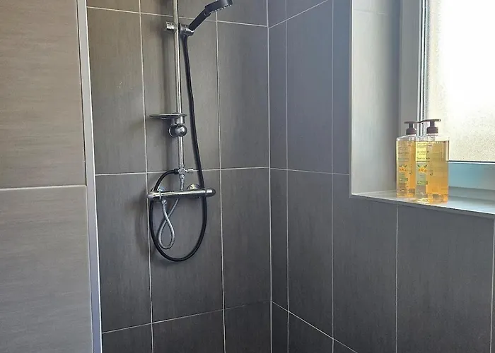 Welcome To Angele 'homes 2 *